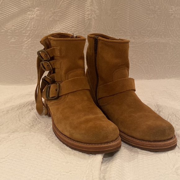 FRYE | Veronica Buckle Strap Suede Short Ankle Biker Moto Boots in ‘Brandy’ - Picture 3 of 17